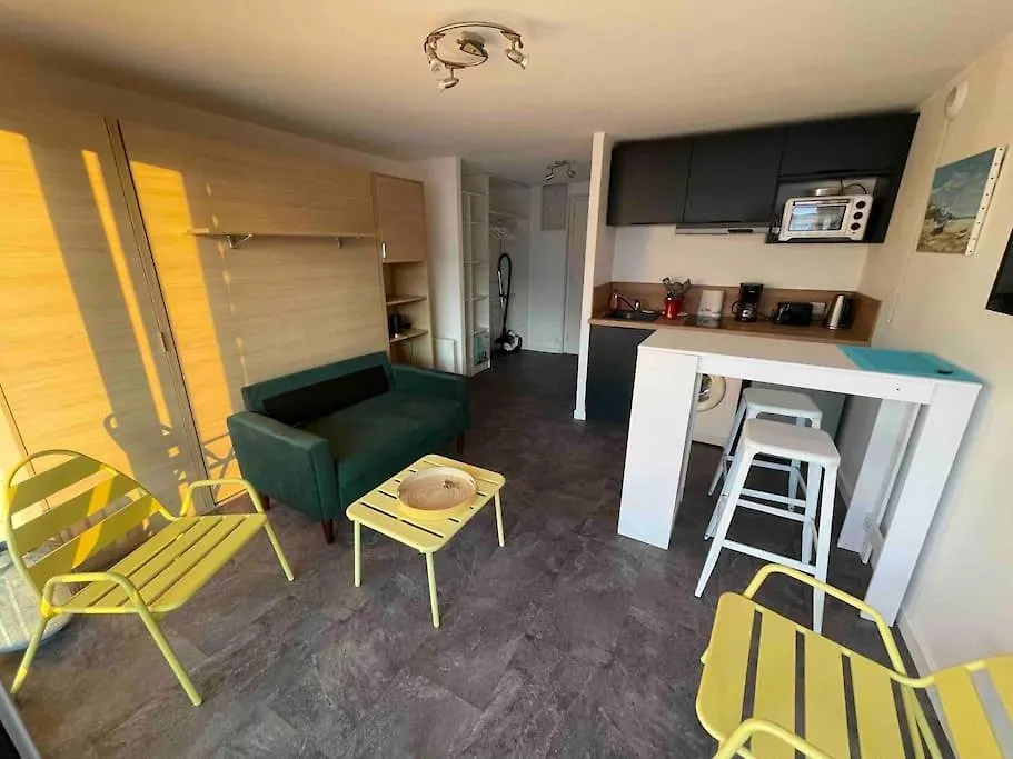 Studio Vue Mer Le Fort Bloque Ploemeur 0*,  France